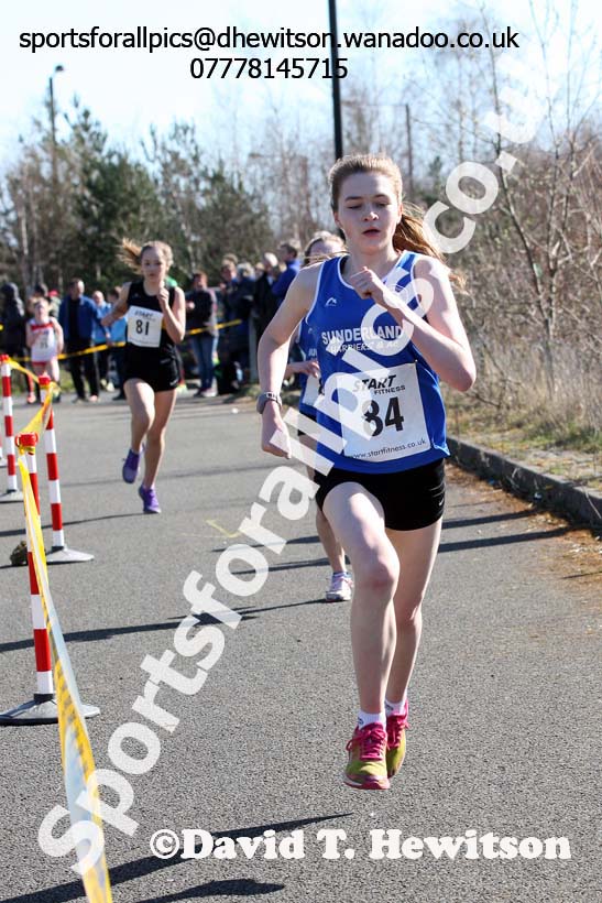 Under-15s boys and girls Elswick Harriers Good Friday Road Relays. Photo: David T. Hewitson/Sports for All Pics